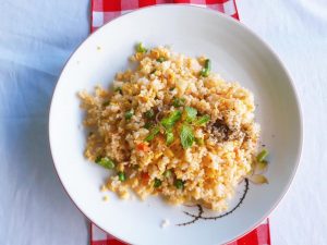 How to cook Vietnamese fried rice with egg