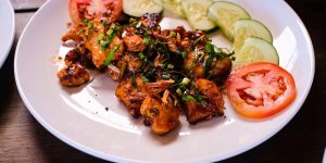 Grilled chicken with lemon leaves