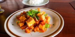 Sauteed tofu with sweet and sour sauce