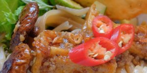 Cao lau noodles with tofu